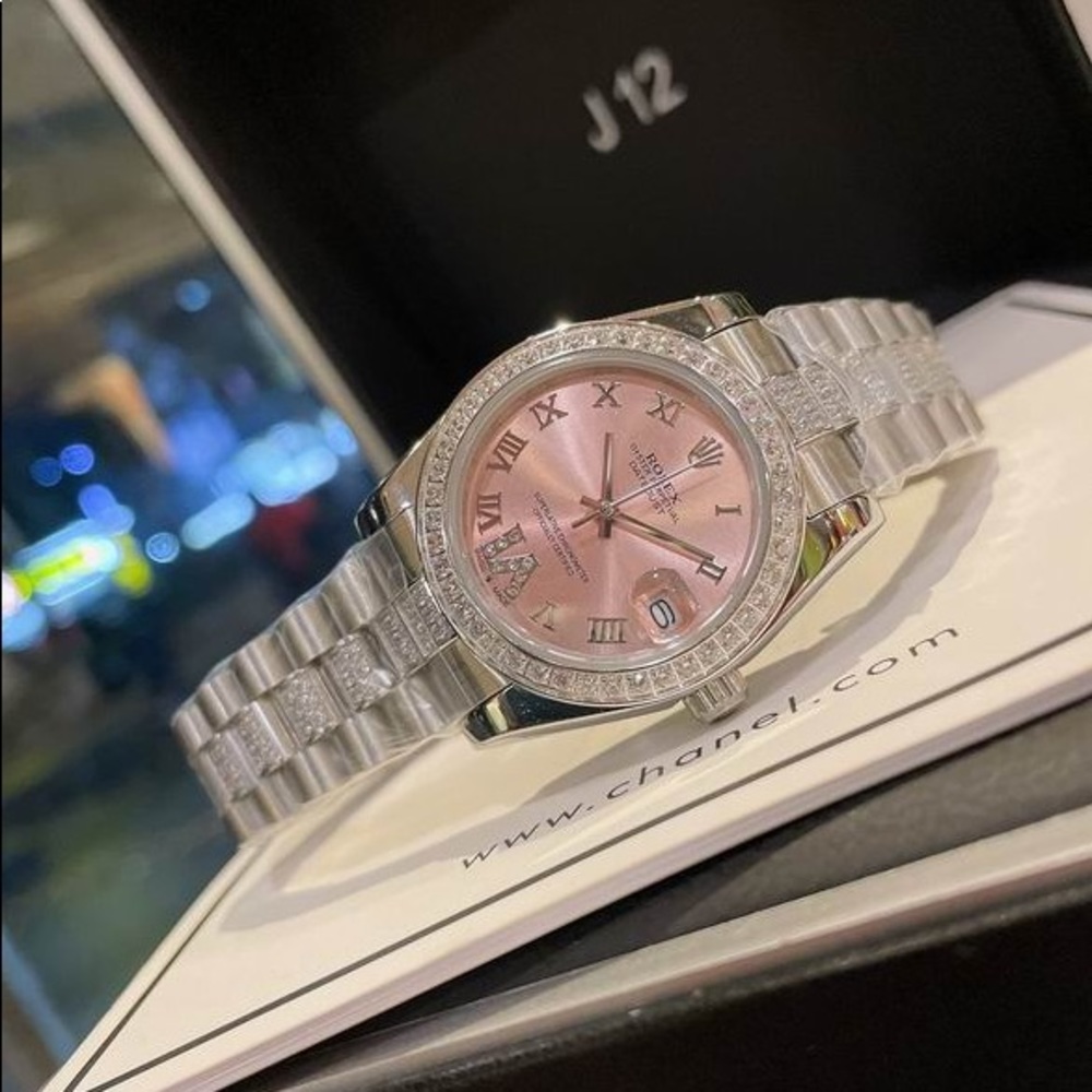 Popular ladies watches
